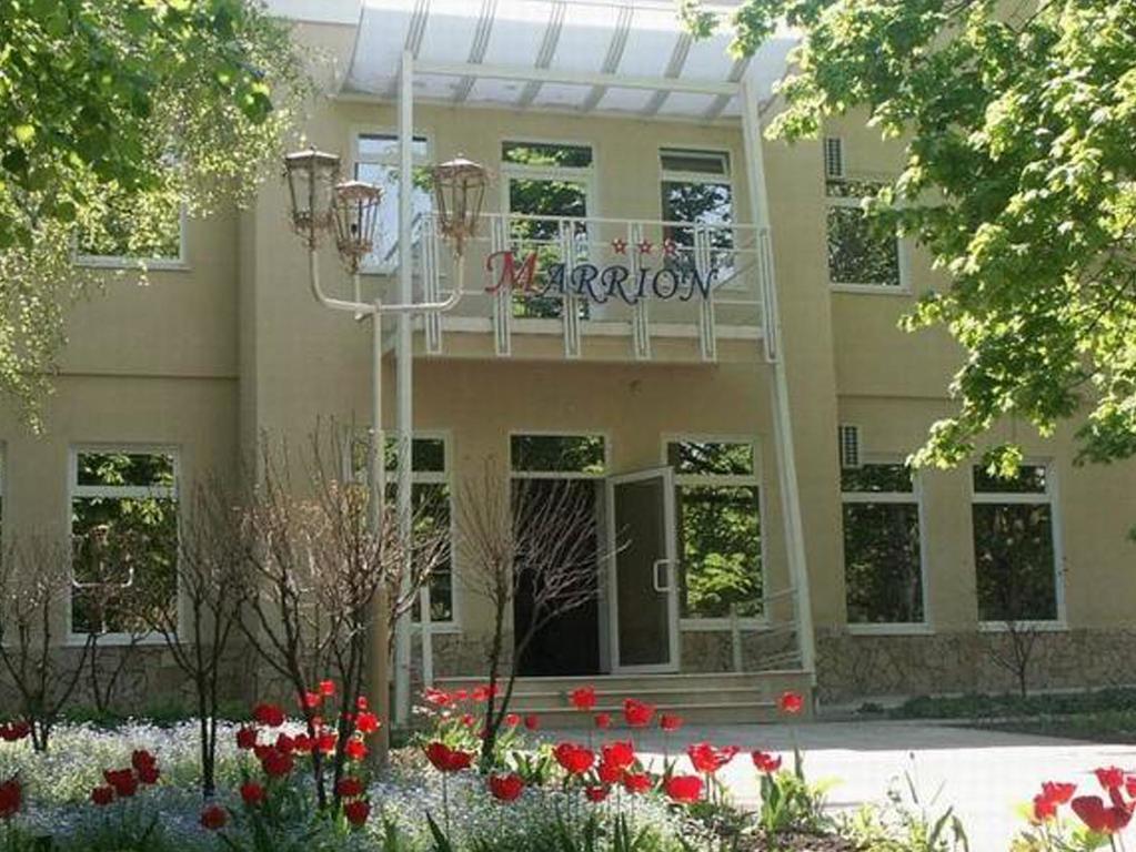 Marrion Hotel Odessa Exterior foto